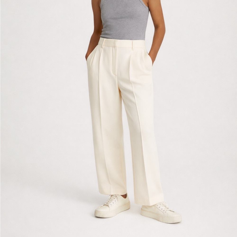 Aritzia Wilfred Effortless Pant 25” inseam Ivory Wide Leg Trouser Size 6 NWOT